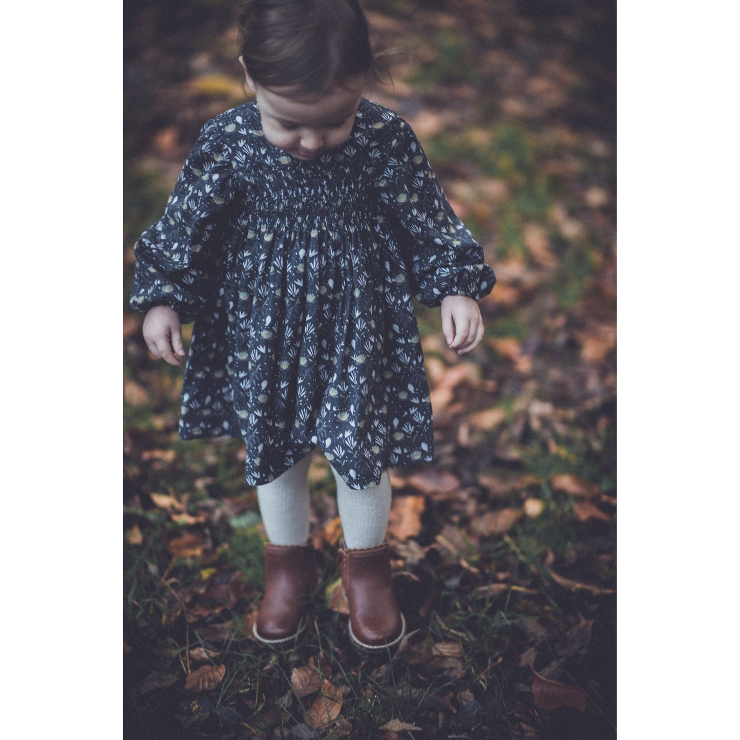 Kleid Charlotte (+ Papierpuppe Lizzy)